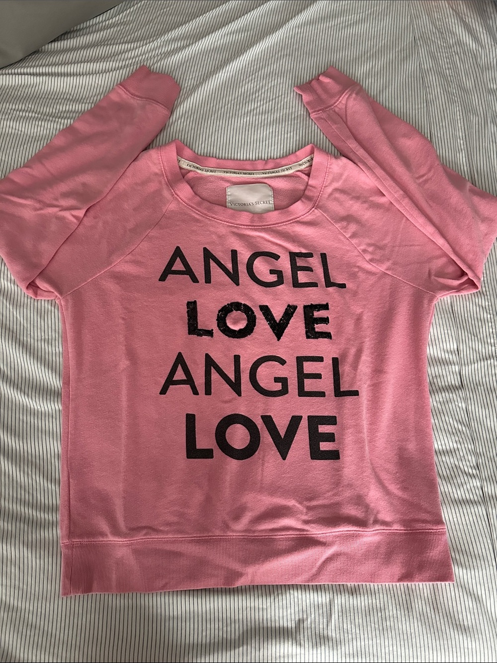 Victoria's Secret Graphic 'ANGEL LOVE' Pullover